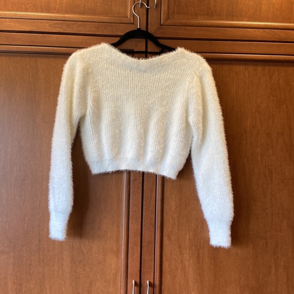 White eyelash knit cropped cardigan - Picture 5 of 6